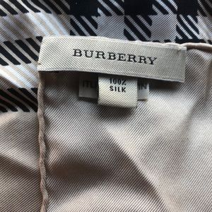 Burberry %100 silk scarf